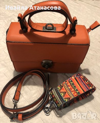 Дамска чанта, снимка 3 - Чанти - 38847572