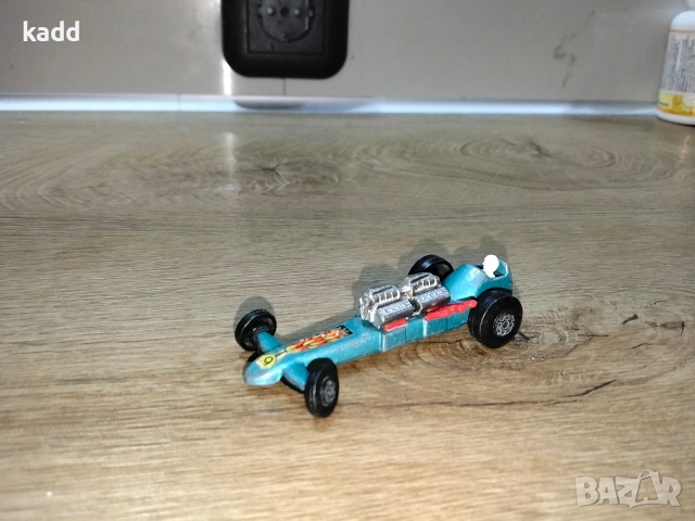 Matchbox Slingshot Dragster 