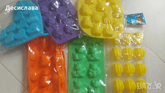 Силиконови форми молдове за бонбони