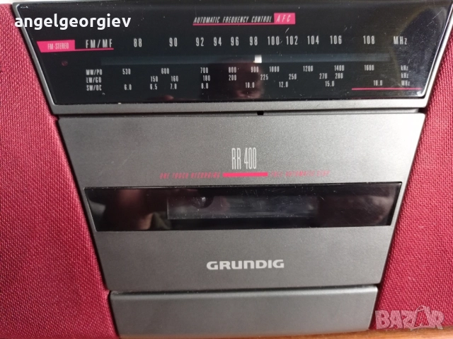 Радиокасетофон Grundig RR400 G.DD 56 , снимка 2 - Радиокасетофони, транзистори - 52672153