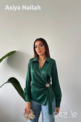 Дамска зелена сатенена риза с прехвърляне и декоративна брошка, снимка 6 - Ризи - 52792869