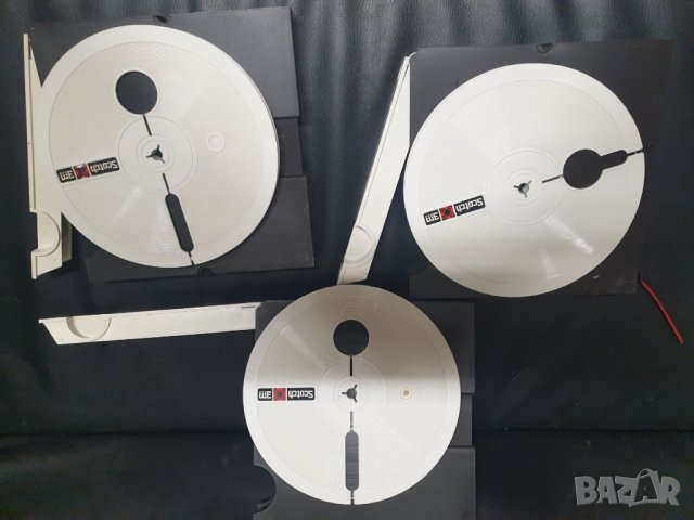 18см магнетофонна ролка Scotch. С лента и пластмасова кутия. По 35лв. /бр 