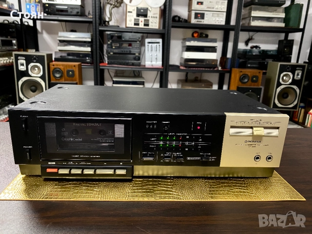 Касетен дек Pioneer