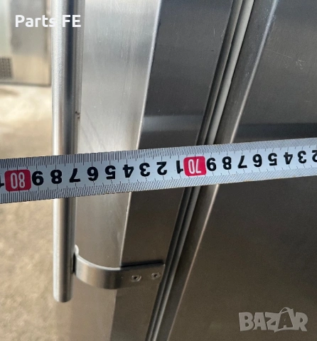 Професионален хладилник вертикален гастро професионално оборудване profesionalen hladilnik gastro, снимка 9 - Обзавеждане на кухня - 53273658