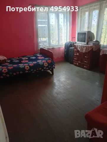 Продавам 2 къщи в 1 двор на главен път в с.Гложене, снимка 16 - Къщи - 56156128