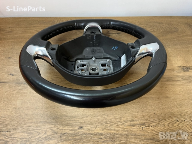 Оригинални с перфорирана кожа волани Peugeot 3008 Пежо pejo, снимка 2 - Части - 47680040