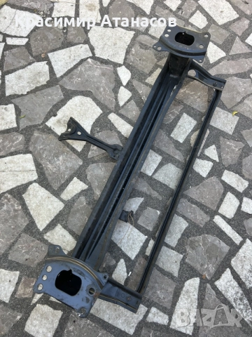1T0807109D. Основа предна броня Vw Туран 2010-2015г, снимка 4 - Части - 56037254