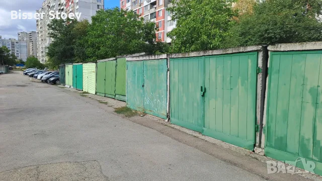 Гаражна клетка, бетонна с метална врата , снимка 3 - Гаражи и паркоместа - 56035343