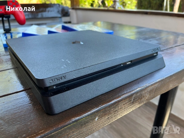 PlayStation 4 slim 1 TB, снимка 2 - PlayStation конзоли - 54342563