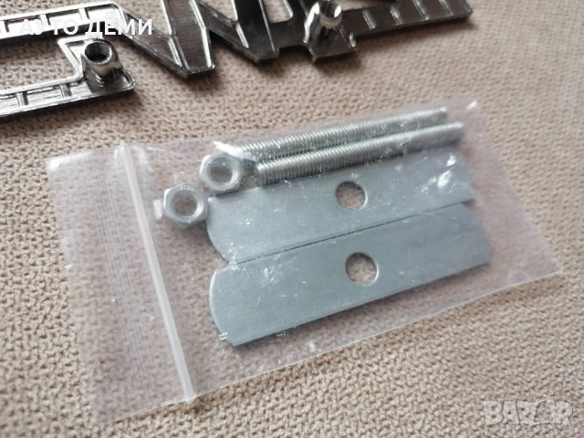 Качествена метал хром емблема 4WD за монтаж на предна решетка и задна врата на кола автомобил , снимка 6 - Аксесоари и консумативи - 35648302