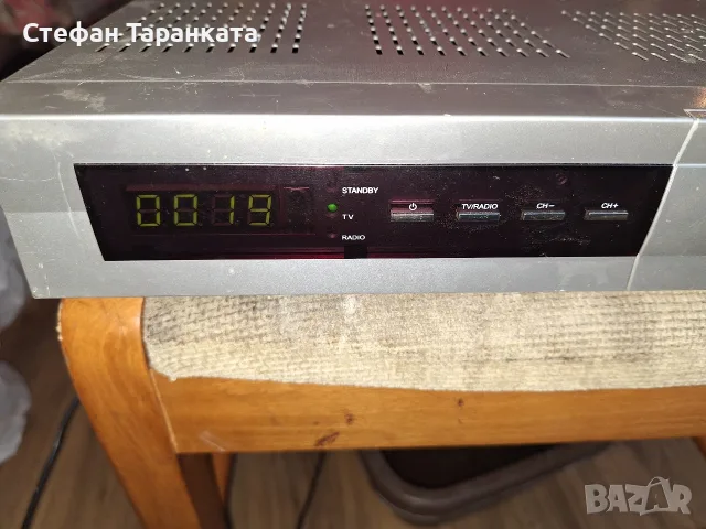 Сателитен приемник , снимка 4 - Приемници и антени - 56437497
