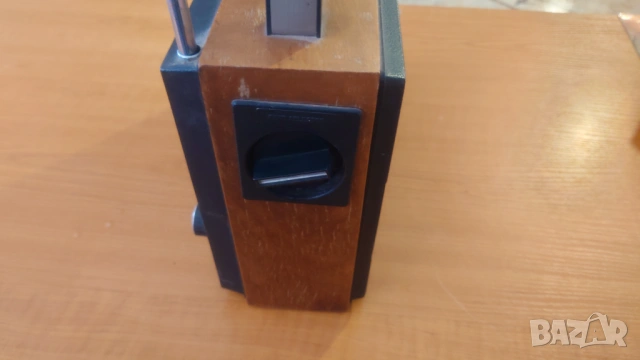 Радиотранзистор Селена, снимка 6 - Радиокасетофони, транзистори - 54120794