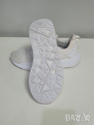 ADIDAS 40 номер оригинални маратонки , снимка 5 - Маратонки - 37983361