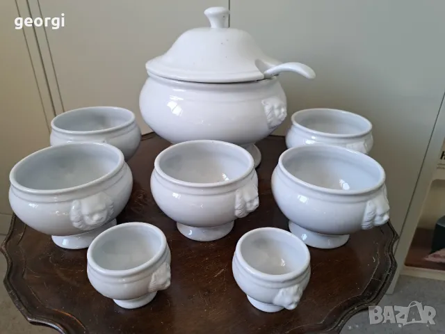 порцеланов терин с черпак и купички с лъвски глави   19/2