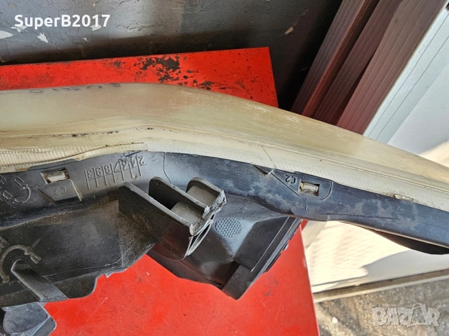 Продавам - оригинален десен фар за Тойота Аурис 2012 г., снимка 5 - Части - 53375056