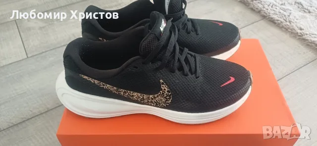Маратонки NIKE REVOLUTION , снимка 4 - Маратонки - 56322733