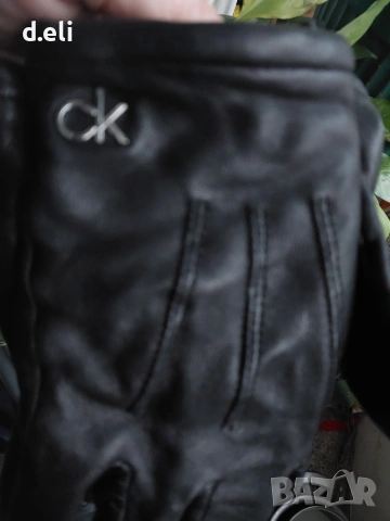 Calvin Klein Original Size L 100% Агнешка кожа. Страхотни ръкавици 