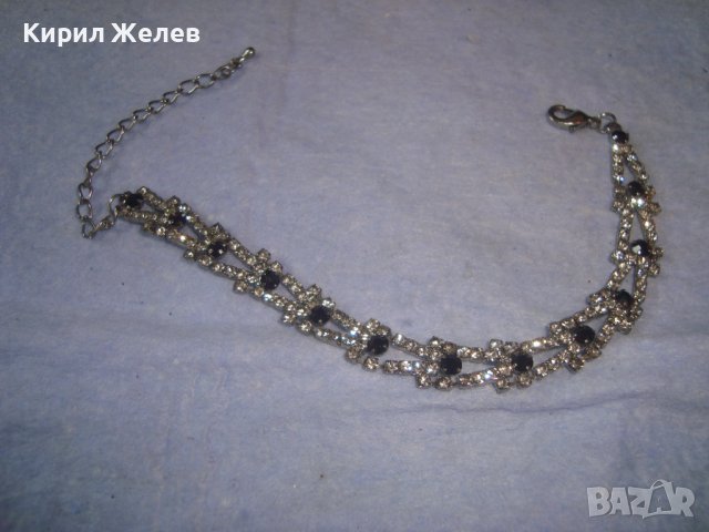 СРЕБРИСТА КРИСТАЛНА ФЕШЪН - АРТ КРАСИВА НЕЖНА ГРИВНА 7236