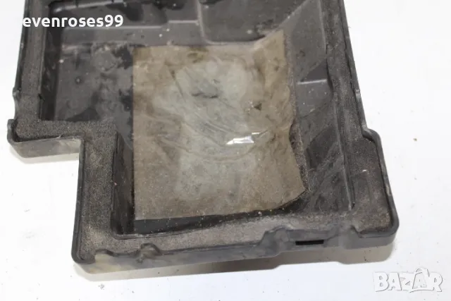 Капак бушони  Пежо 807 Peugeot 807 Citroen C8 Lancia Phedra  1495002080, снимка 5 - Части - 50312166