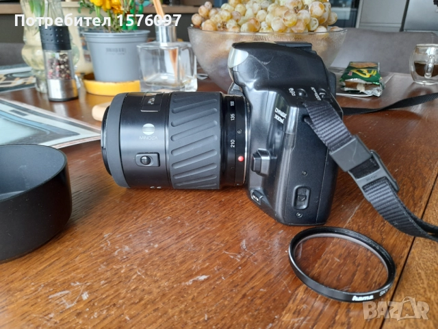 Фотоапарат Minolta Dynax 300si AF и обектив Minolta Zoom 70-210mm, снимка 2 - Фотоапарати - 52124471