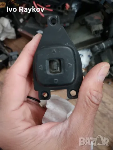 Бутон ел. огледала за Mazda 3 , BJOE66600, снимка 2 - Части - 56077701