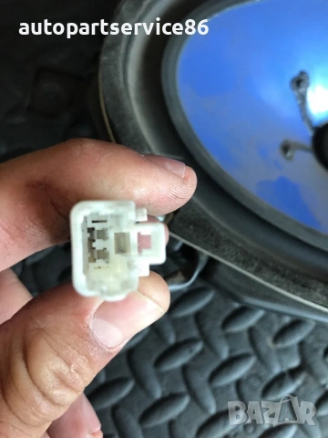 Заден десен високоговорител за KIA Carnival (2006–2011) 96350-4D051, снимка 3 - Части - 53191707