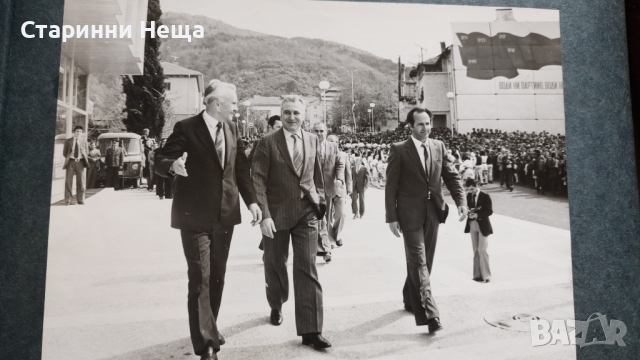 Луксозен албум стари снимки другаря министър Георги Караманев  универсален магазин Петрич ГУМ , снимка 17 - Колекции - 44802388