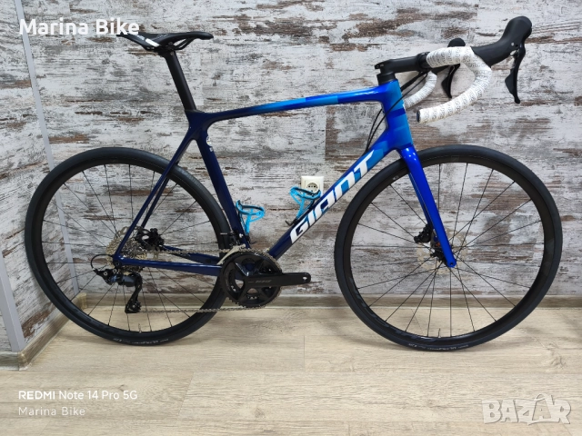 НОВ карбонов шосеен велосипед Giant TCR Pro Disc 105 2х12 Fulcrum | L
