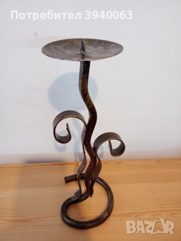 Стар свещник ковано желязо  от соца колекция, снимка 6 - Декорация за дома - 49173401