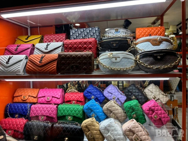 чанти guess chanel louis vuitton ysl saint laurent guess , снимка 2 - Чанти - 51040527