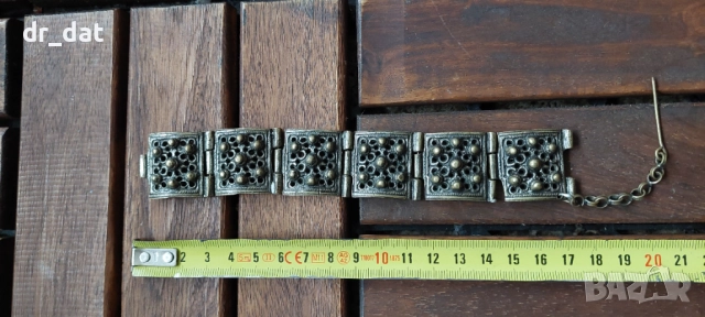 Стара ювелирна гривна