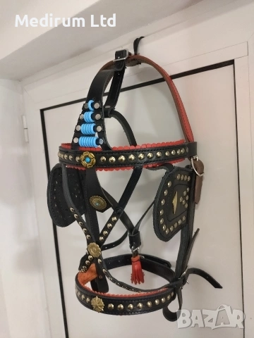 Кантарма юзда юздечка амуниция за кон сарач