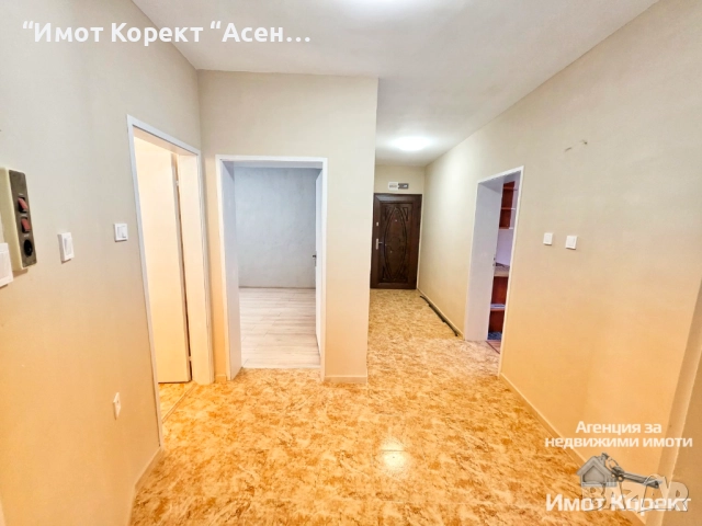 Имот Корект ДАВА ПОД НАЕМ полуобзаведен 4- Стаен апарт, широк център , снимка 2 - Апартаменти - 52395527