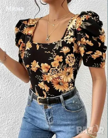 Блуза с квадратно деколте