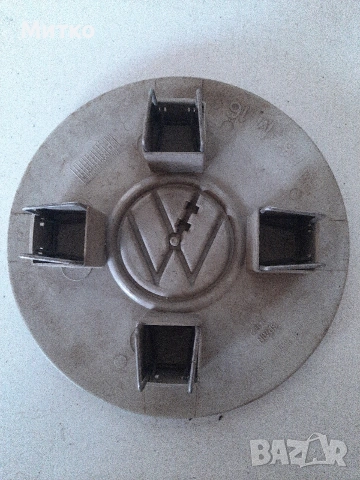 Оригинална пластмасова капачка за джанта на Фолксваген Volkswagen , снимка 2 - Аксесоари и консумативи - 38706819