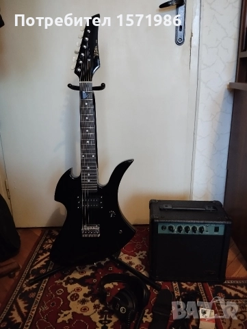 Детско юношеска електрическа китара с кубе, кабел, калъф,колан, тунер и слушалки , снимка 10 - Китари - 52792871