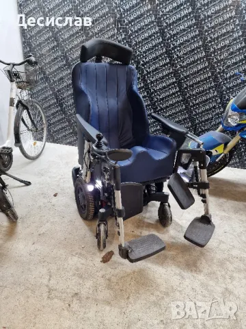 Електрически инвалиден стол Q400m