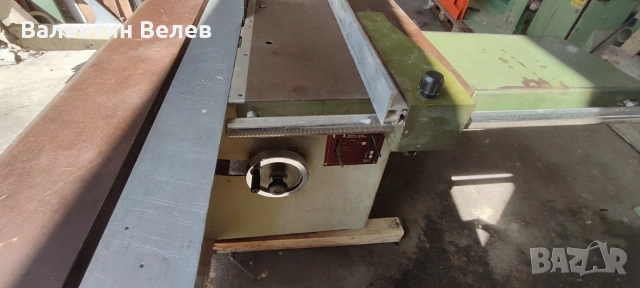 форматно разкройващ циркуляр 3000мм.-Italy, снимка 14 - Други машини и части - 54291233