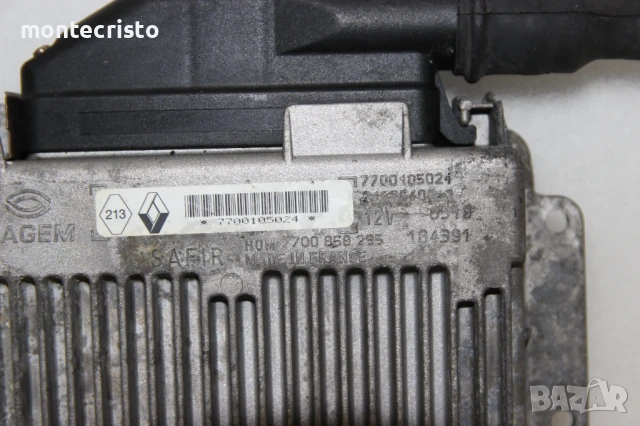 Моторен компютър ECU Renault Clio I (1990-1998г.) 7700105024, снимка 2 - Части - 51164779