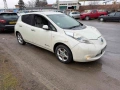 На части Нисан Леаф Nissan LEAF 2012 , снимка 2