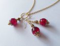 Прелестен комплект колие и обици с рубинено червени мъниста и изящни орнаменти в цвят Антично злато, снимка 4