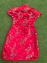 Традиционна китайска рокля Qipao (Ципао) / Сатен и бродерия / Размер S, снимка 4