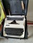 Пишеща машина, снимка 1 - Антикварни и старинни предмети - 32124612