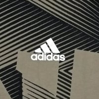 Adidas Sportswear Graphic Hoodie оригинално горнище L Адидас суичър, снимка 4 - Спортни дрехи, екипи - 39380998
