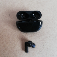 Huawei FreeBuds pro кутия + дясна слушалка, снимка 4 - Безжични слушалки - 44775090
