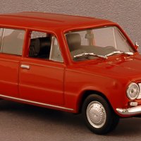ВАЗ 2102 Жигула Комби 1971 - мащаб 1:43 на DeAgostini моделът е нов в блистер, снимка 2 - Колекции - 42517405