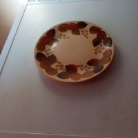 Декоративна чиния за стена-4 лв.Ръчно изрисувана., снимка 1 - Други - 37537429