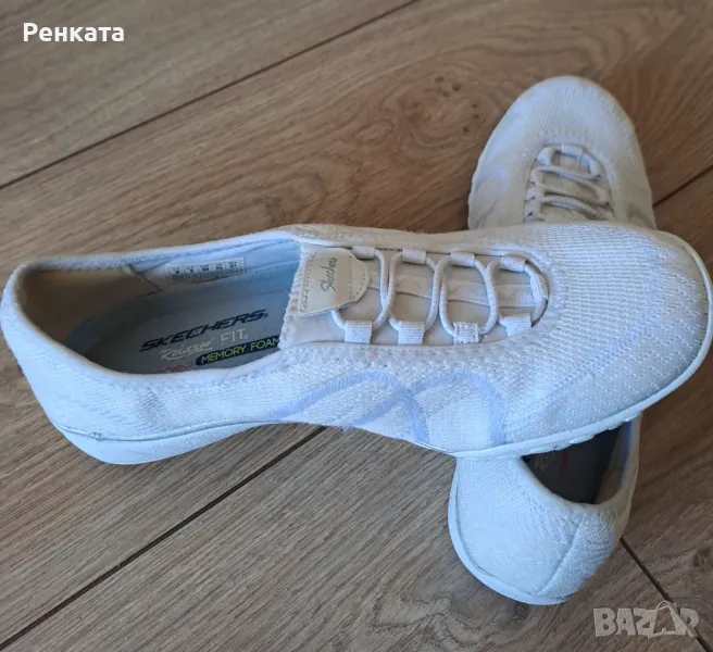Дамски сникърси Skechers Fit Memory foam, снимка 1