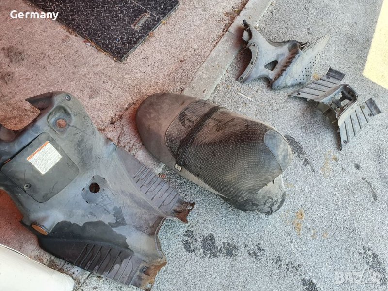 Части за скутер сузуки катана suzuki katana, снимка 1