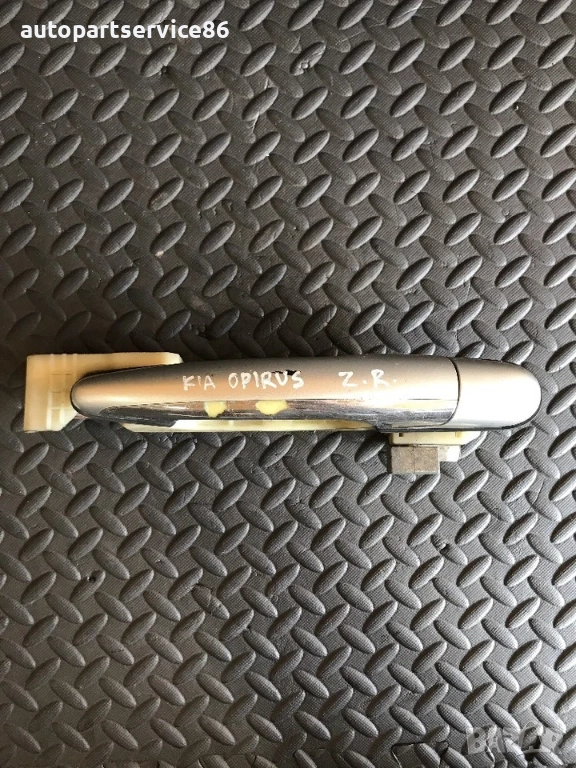 Външна дръжка за задна дясна врата сребристо за KIA Opirus  3.5 (2006), снимка 1